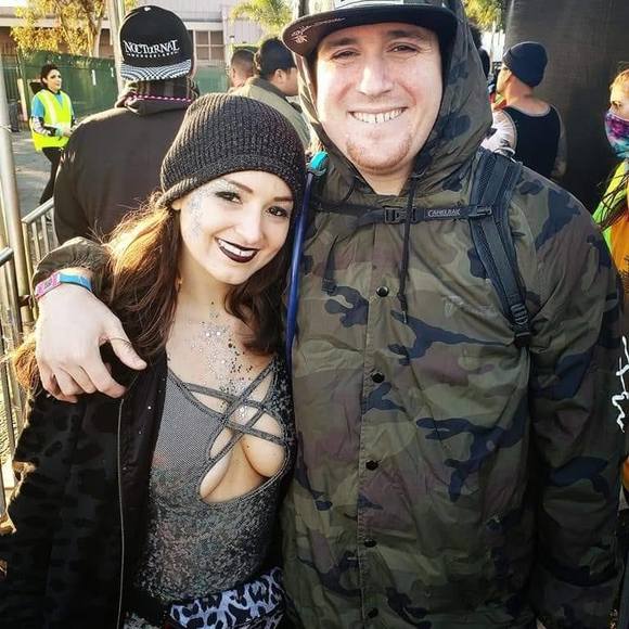 Meet your Posher, Rebecca - Picture 1 of 2